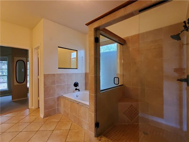 10400 W Cave Loop, House other with 4 bedrooms, 2 bathrooms and 5 parking in Dripping Springs TX | Image 19