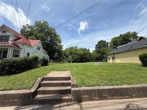 729 Temple Ave, Danville, VA, 24541-2049 | Card Image