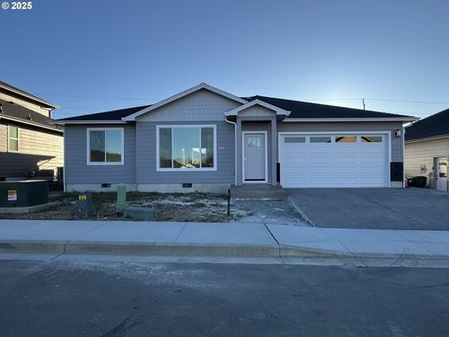 149 Coles Valley St, Sutherlin, OR, 97479 | Card Image