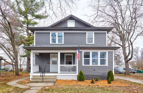 513 E Jefferson St, Winterset, IA, 50273-1439 | Card Image