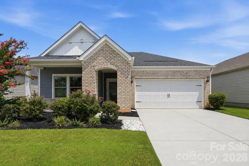 9423 Festival Way, Charlotte, NC, 28215-3290 | Card Image