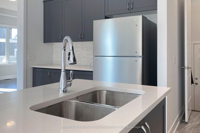 231 Sikura Cir, House other with 6 bedrooms, 5 bathrooms and 4 parking in Aurora ON | Image 7