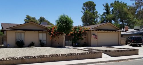 830 Sherri St, Ridgecrest, CA, 93555-3436 | Card Image