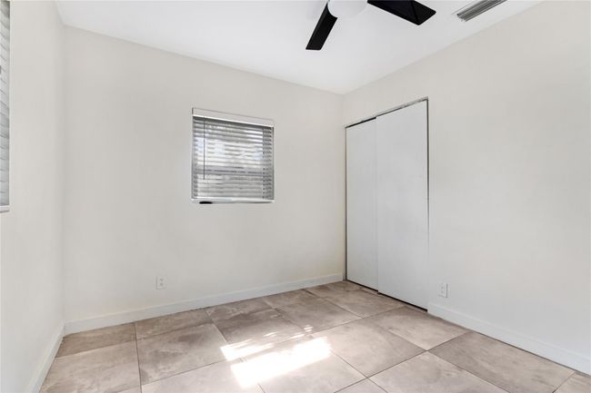 510 Ne 61 St St, House other with 3 bedrooms, 2 bathrooms and null parking in Oakland Park FL | Image 16