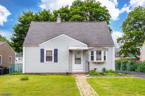 57 Burnside Pl, Haskell, NJ, 07420-1005 | Card Image