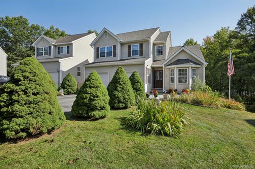30 Reed Ct, Washingtonville, NY, 10992-1265 | Card Image