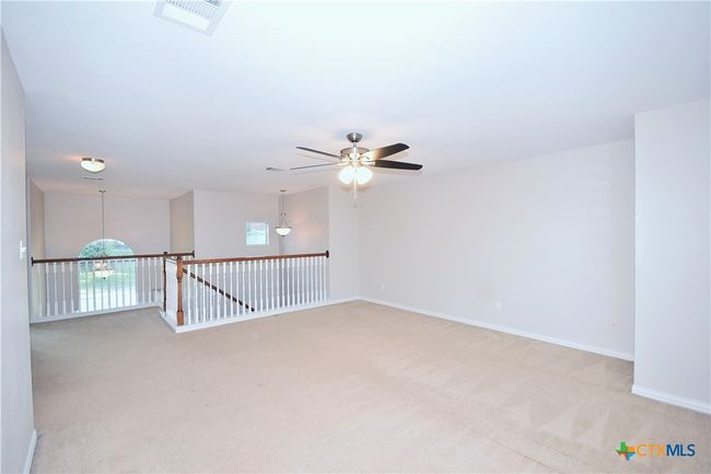 Huge upstairs loft | Image 27