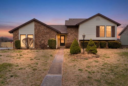 1309 E Knobhill Street, Springfield, MO, 65804 | Card Image