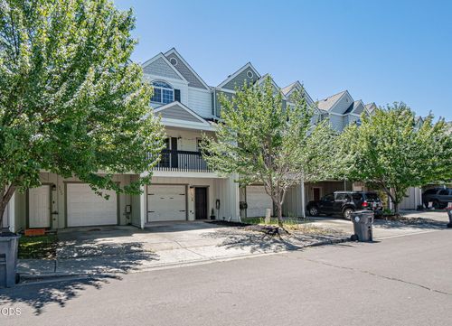 3428 Sonny Ln, White City, OR, 97503-1407 | Card Image