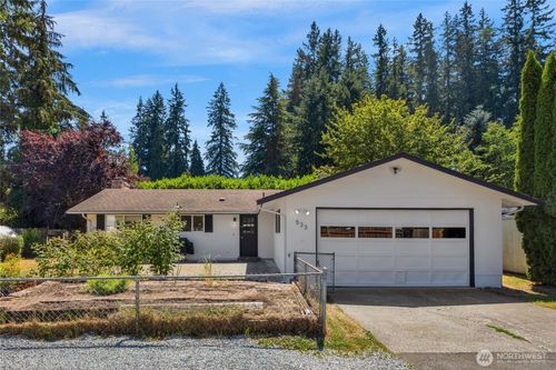 533 E Division St, Arlington, WA, 98223-1129 | Card Image