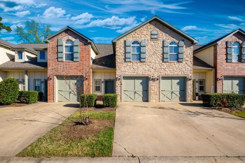 1204 Tuscany Cir, Maumelle, AR, 72113-7454 | Card Image