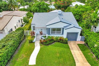 9164 Carlyle Avenue, House other with 3 bedrooms, 2 bathrooms and null parking in Surfside FL | Image 2