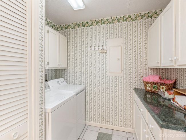 7 Pebble Beach Ct, House other with 3 bedrooms, 2 bathrooms and null parking in Etowah NC | Image 11