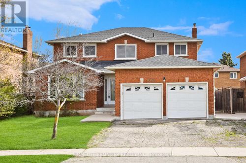 278 Old Orchard Cir, Oakville, ON, L6H4N7 | Card Image