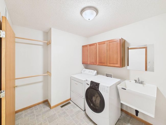814 3 Rd Ave Sw, House other with 5 bedrooms, 3 bathrooms and null parking in Saint Joseph MN | Image 37