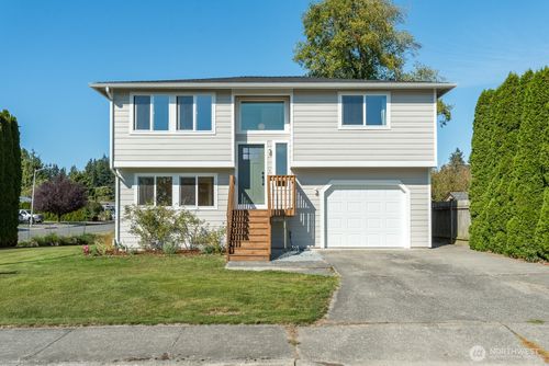 7727 274th St Nw, Stanwood, WA, 98292-5927 | Card Image