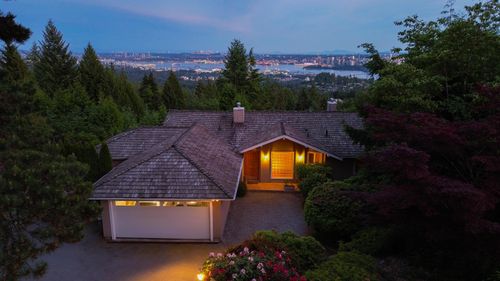 1440 Sandhurst Pl, West Vancouver, BC, V7S2P3 | Card Image