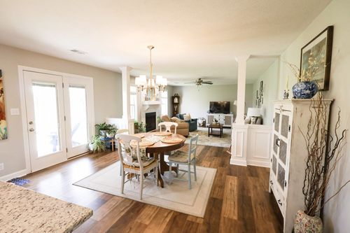 137 Trillium Ct, Clarksville, TN, 37043-2149 | Card Image