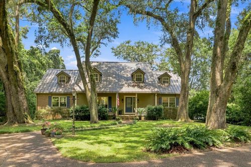 5050 Velda Dairy Road, Tallahassee, FL, 32309 | Card Image
