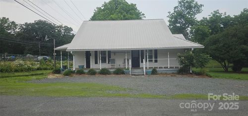 804 N Main St, Oakboro, NC, 28129-8603 | Card Image