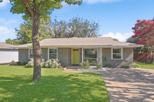 11304 Rupley Ln, Dallas, TX, 75218-1911 | Card Image