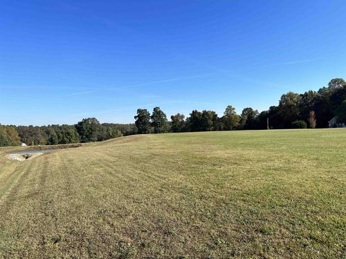 199 Joy Ln, Jackson, TN, 38305-9153 | Card Image