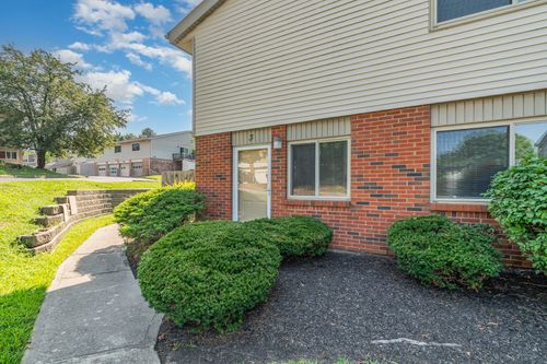3-1052 Oakwood Ct, Independence, KY, 41051-9571 | Card Image