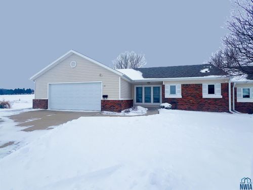 15 Park Village Ct, Le Mars, IA, 51031-3756 | Card Image