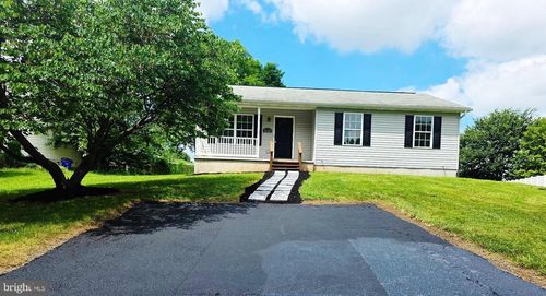 2939 Solar Dr, Dover, PA, 17315-4593 | Card Image