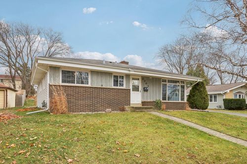 2003 Cardinal Drive, Waukesha, WI, 53186 | Card Image