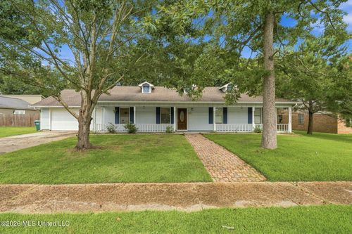 122 Booth Cir, Ocean Springs, MS, 39564-9725 | Card Image