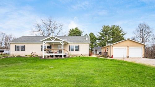 43428 Township Road 55, Coshocton, OH, 43812-9352 | Card Image