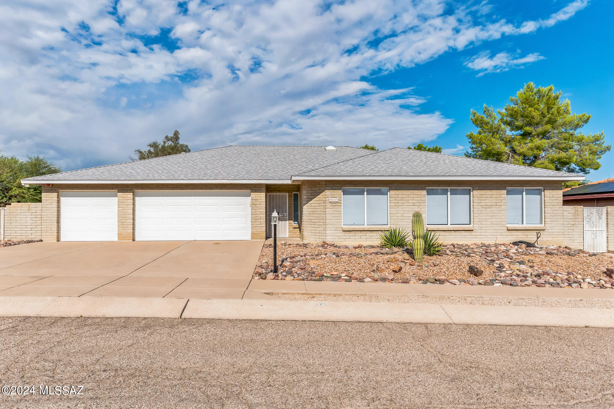LA Salle Ave, Tucson, AZ 85748