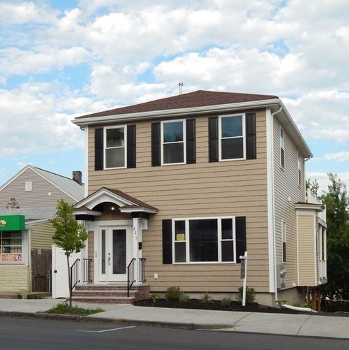1-221 Broadway, Revere, MA, 02151-5028 | Card Image