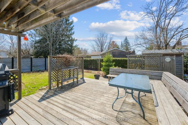 4 Valewood Cres, House other with 4 bedrooms, 4 bathrooms and 4 parking in Gloucester ON | Image 42