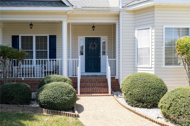 14924 Willow Hill Ln, House other with 6 bedrooms, 4 bathrooms and null parking in Chesterfield VA | Image 5