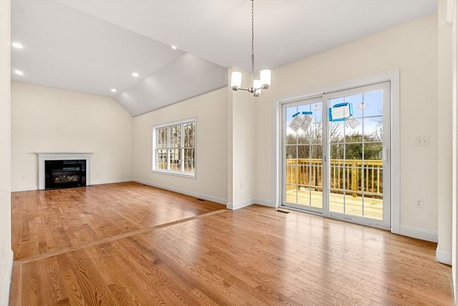 UNIT-3 - 66 Parish Rd, House other with 4 bedrooms, 3 bathrooms and 2 parking in Georgetown MA | Image 12
