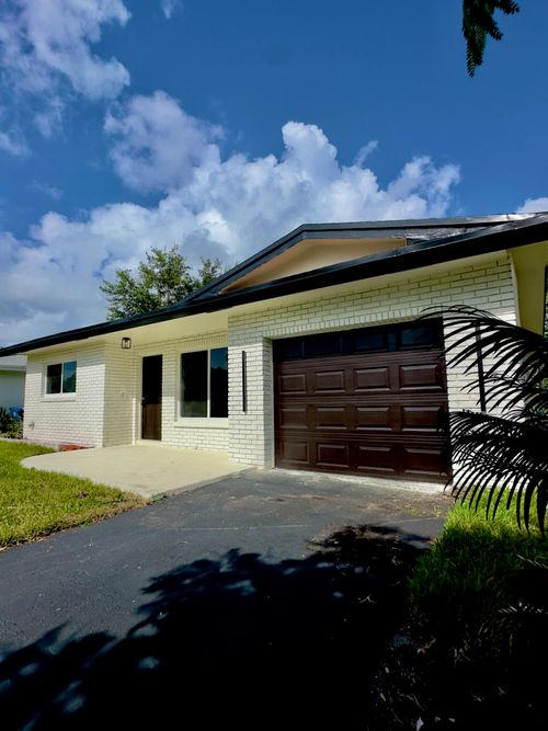 6811 Nw 32nd Ave, FORT LAUDERDALE, FL, 33309-1222 | Card Image