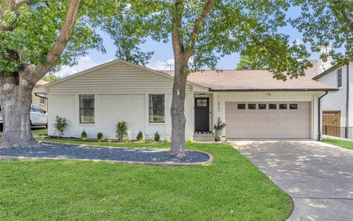 6961 Abbey Ct, Dallas, TX, 75214-2517 | Card Image