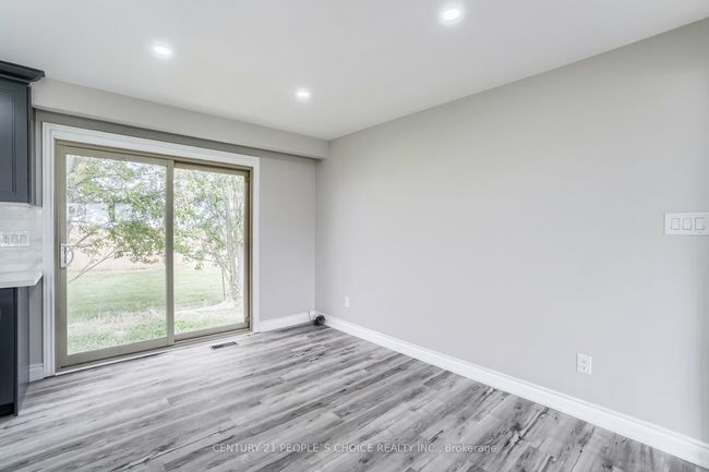 643 S Town Line Rd, House other with 3 bedrooms, 2 bathrooms and 2 parking in Stoney Creek ON | Image 9