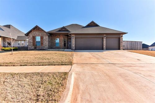 10624 Two Lakes Dr, Yukon, OK, 73099-3723 | Card Image