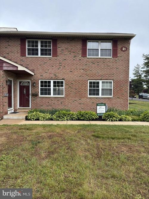 42 Forge Rd, MEDFORD, NJ, 08055-2352 | Card Image