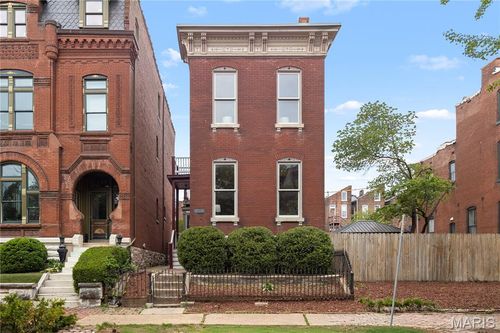 2421 S 13th St, Saint Louis, MO, 63104-4316 | Card Image