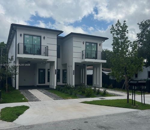 1818 Nw 49 St, MIAMI, FL, 33142 | Card Image