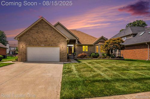 54149 Acadia Dr, Macomb, MI, 48042-6119 | Card Image