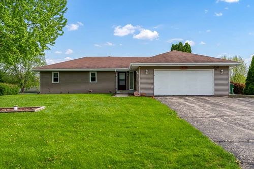 6159 Upper Ridge Way, Roscoe, IL, 61073-8310 | Card Image