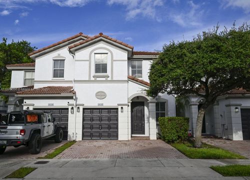 8134 Nw 107th Path, Doral, FL, 33178-6051 | Card Image