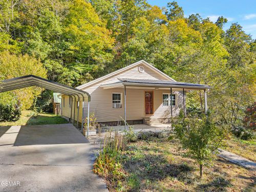 4155 Green Corner Rd, Hartford, TN, 37753-2626 | Card Image