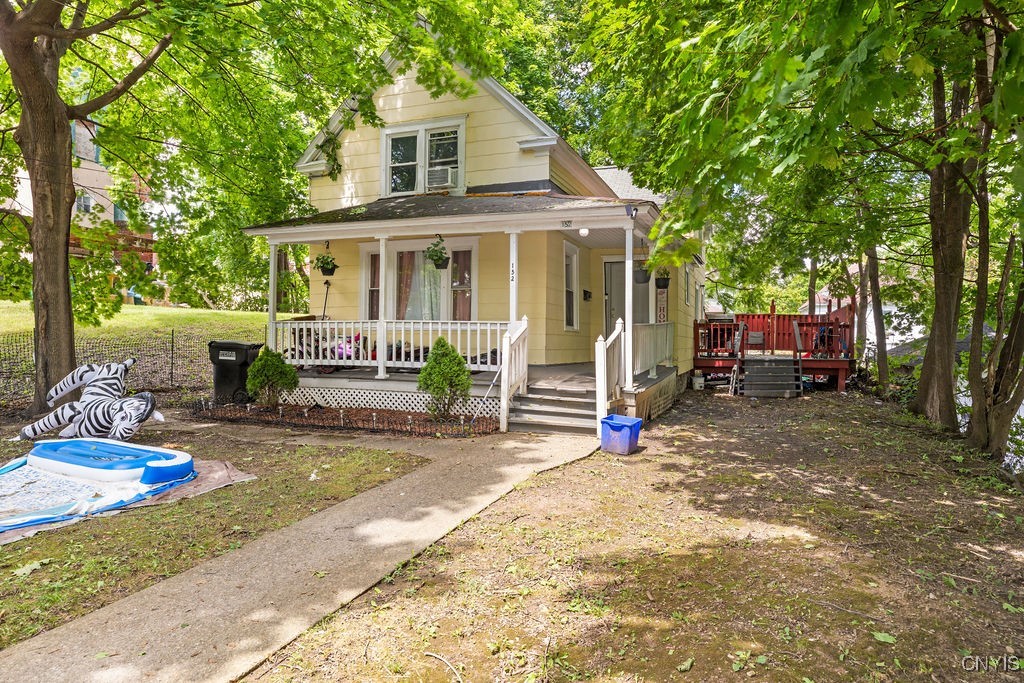 Annetta St, Syracuse, NY 13207