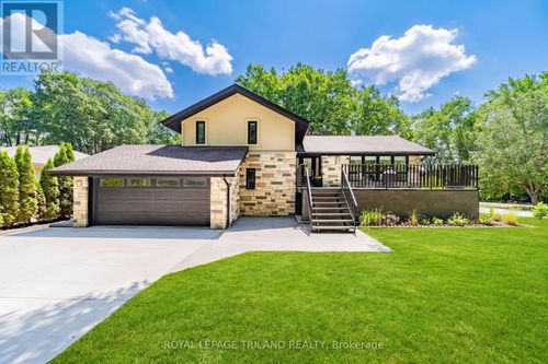 9653 Joanne Avenue, Lambton Shores (Grand Bend), ON, N0M1T0 | Card Image